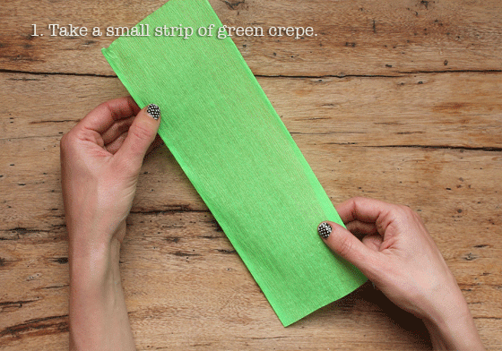 making a paper leaf from crepe paper for a paper flower
