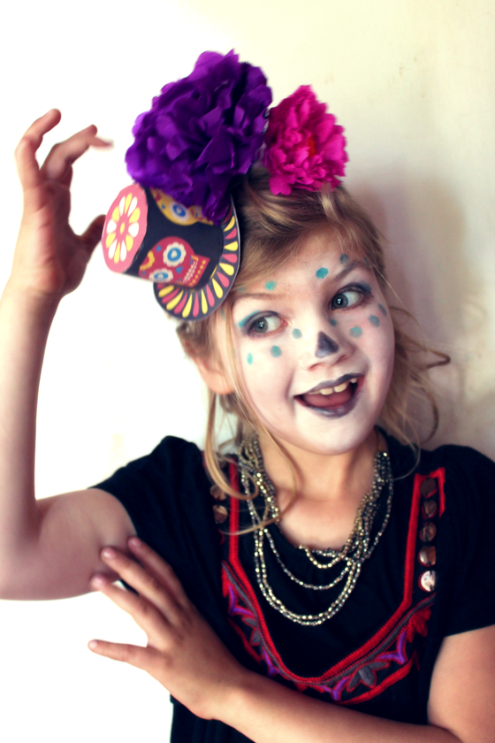 Inspired by dia de los muertos calavera makeup, paper flowers and mini top hat ideas for kids!