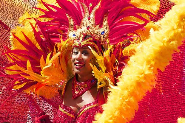 Celebrate carnival and make your own head dress