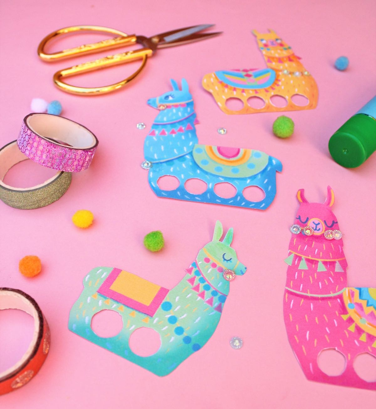 Paper Llama finger puppets. Be crafty • Happythought