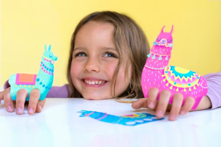 how to make llama finger puppets DIY