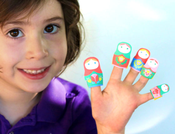 Make your own paper finger puppets!