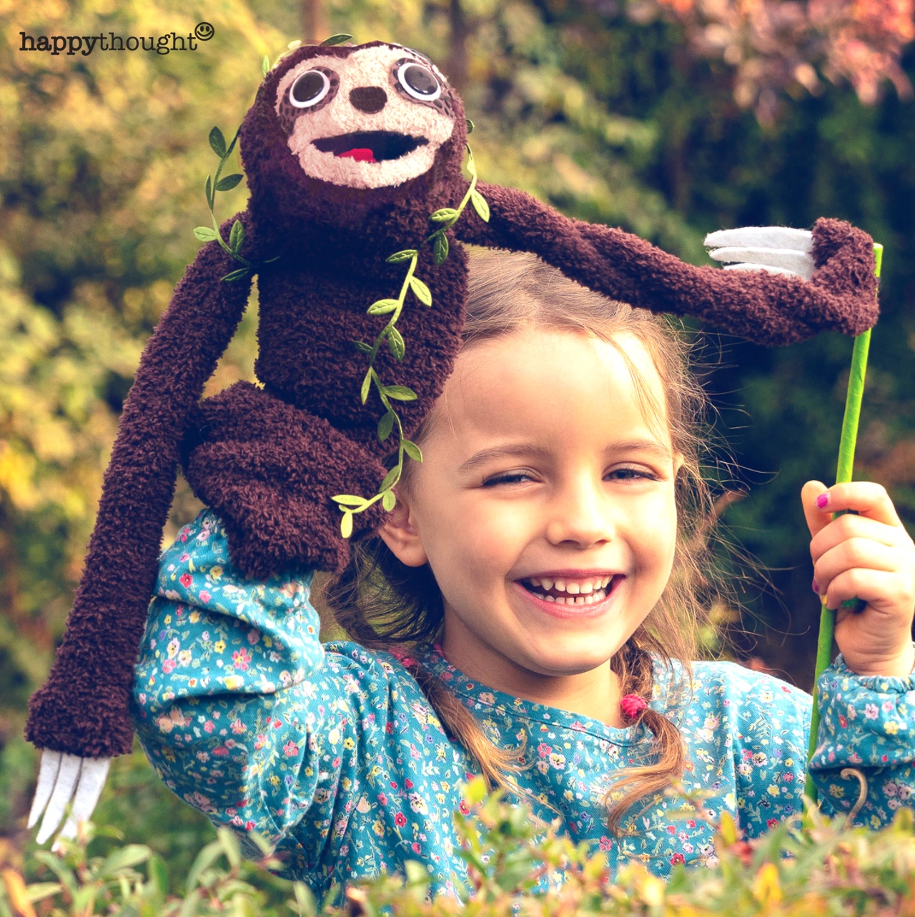 Sloth puppet craft. Perfect for class and home time play.